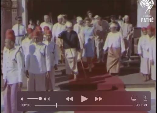 ၁၉၅၁ ခုနှစ်က ကန့်ဒ် မင်းသမီး အလက်ဇန္ဒရား ရန်ကုန်သို့ လာရောက်လည်ပတ်စဉ်က 