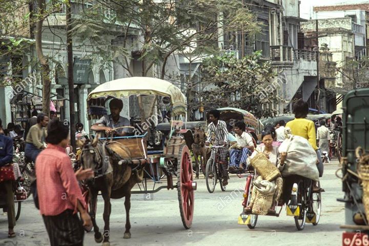 ၁၉ ၈၆ ခုနှစ်က မန္တလေးမြို့ထဲ မြင်ကွင်း
