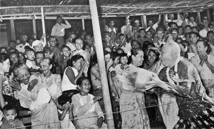 Prime Minister U Nu enjoying Thingyan, 1960